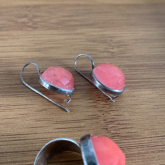 Sterling Silver and Rose Quartz ring and earring set - Picture 4 of 5